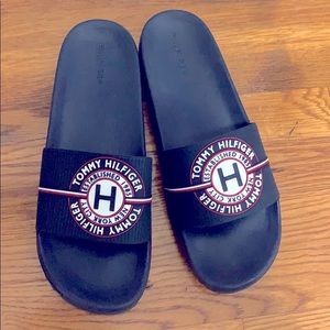 Tommy Hilfiger slide